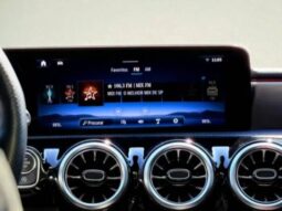 
										MERCEDES-BENZ GLA 200 1.3 MHEV PROGRESSIVE 7G-DCT cheio									