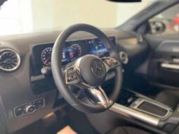 
										MERCEDES-BENZ GLA 200 1.3 MHEV PROGRESSIVE 7G-DCT cheio									