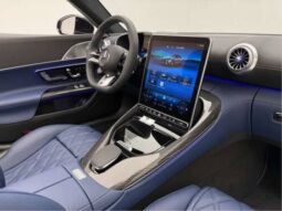 
										MERCEDES-BENZ SL 63 AMG 4.0 V8 TURBO PHEV S E PERFORMANCE 4MATIC+ SPEEDSHIFT cheio									