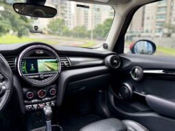 
										MINI COOPER 2.0 S EXCLUSIVE 16V TURBO GASOLINA 4P AUTOMÁTICO cheio									