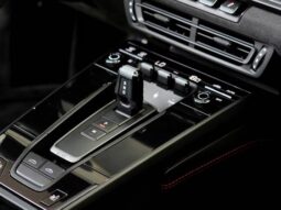 
										PORSCHE 911 3.0 24V H6 GASOLINA TARGA 4 GTS PDK cheio									