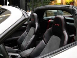
										PORSCHE 911 3.0 24V H6 GASOLINA TARGA 4 GTS PDK cheio									