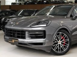 
										PORSCHE CAYENNE 4.0 V8 GASOLINA S COUPÉ AWD TIPTRONIC S cheio									