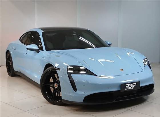 PORSCHE TAYCAN ELÉTRICO