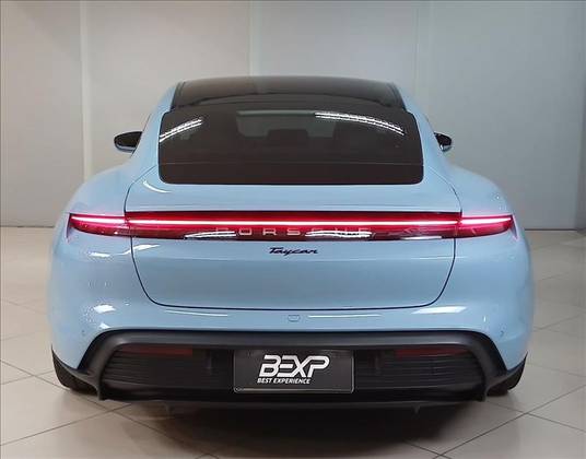 PORSCHE TAYCAN ELÉTRICO