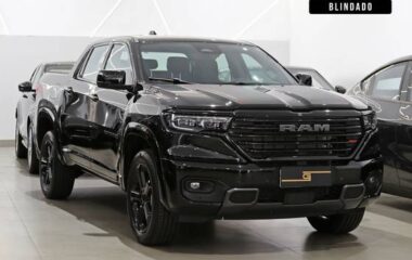 RAM RAMPAGE 2.0 HURRICANE 4 TURBO GASOLINA R/T 4X4 AUTOMÁTICO