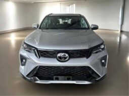 
										TOYOTA HILUX SW4 2.8 D-4D TURBO DIESEL SRX PLATINUM 4X4 AUTOMÁTICO cheio									