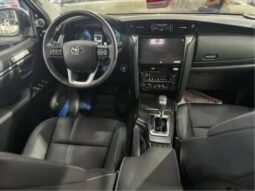
										TOYOTA HILUX SW4 2.8 D-4D TURBO DIESEL SRX PLATINUM 4X4 AUTOMÁTICO cheio									