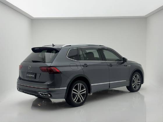 VOLKSWAGEN TIGUAN 2.0 300 TSI GASOLINA ALLSPACE R-LINE AUTOMÁTICO
