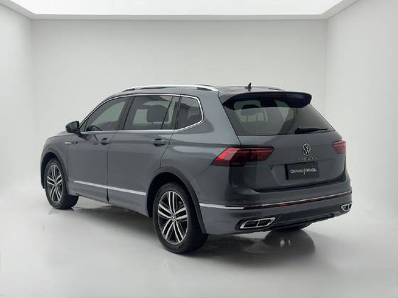 VOLKSWAGEN TIGUAN 2.0 300 TSI GASOLINA ALLSPACE R-LINE AUTOMÁTICO