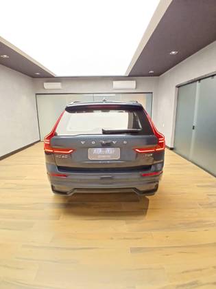 VOLVO XC60 2.0 T8 PHEV ULTRA DARK AWD GEARTRONIC