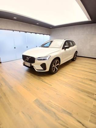 VOLVO XC60 2.0 T8 RECHARGE ULTRA AWD GEARTRONIC