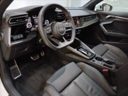
										AUDI A3 2.0 40 TFSI GASOLINA SPORTBACK PERFORMANCE S-TRONIC cheio									
