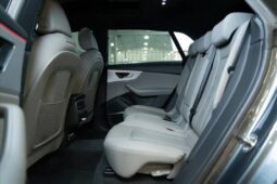 
										AUDI Q8 3.0 TFSI GASOLINA PERFORMANCE BLACK QUATTRO TIPTRONIC cheio									