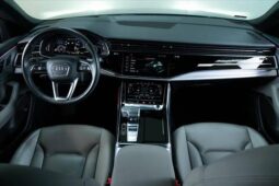 
										AUDI Q8 3.0 TFSI GASOLINA PERFORMANCE BLACK QUATTRO TIPTRONIC cheio									