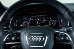
										AUDI Q8 3.0 TFSI GASOLINA PERFORMANCE BLACK QUATTRO TIPTRONIC cheio									
