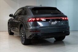 
										AUDI Q8 3.0 TFSI GASOLINA PERFORMANCE BLACK QUATTRO TIPTRONIC cheio									