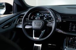 
										AUDI Q8 3.0 TFSI GASOLINA PERFORMANCE BLACK QUATTRO TIPTRONIC cheio									