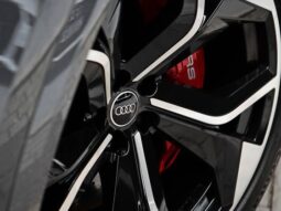 
										AUDI RS Q8 4.0 V8 TWINTURBO MHEV TIPTRONIC cheio									