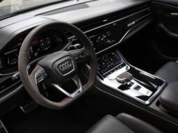 
										AUDI RS Q8 4.0 V8 TWINTURBO MHEV TIPTRONIC cheio									