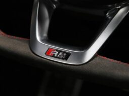 
										AUDI RS Q8 4.0 V8 TWINTURBO MHEV TIPTRONIC cheio									