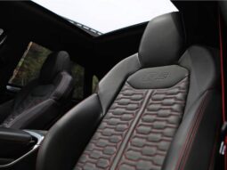 
										AUDI RS Q8 4.0 V8 TWINTURBO MHEV TIPTRONIC cheio									