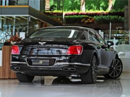 BENTLEY FLYING SPUR 2.9 V6 HYBRID AUTOMÁTICO