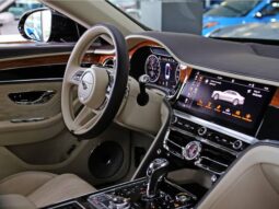 
										BENTLEY FLYING SPUR 2.9 V6 HYBRID AUTOMÁTICO cheio									
