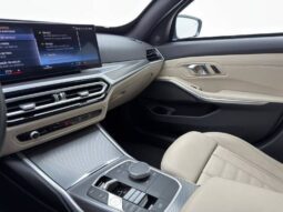 
										BMW 320i 2.0 16V TURBO FLEX M SPORT AUTOMÁTICO cheio									