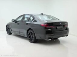 
										BMW 530e 2.0 16V TWINPOWER HÍBRIDO M SPORT AUTOMÁTICO cheio									