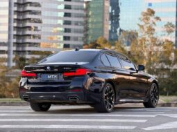 
										BMW 530e 2.0 16V TWINPOWER HÍBRIDO M SPORT AUTOMÁTICO cheio									