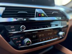 
										BMW 530e 2.0 16V TWINPOWER HÍBRIDO M SPORT AUTOMÁTICO cheio									