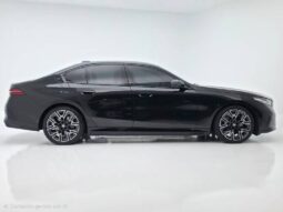 
										BMW 530e 2.0 TWINPOWER PHEV M SPORT AUTOMÁTICO cheio									