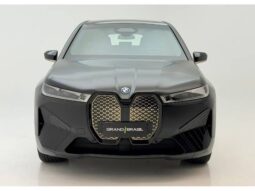 
										BMW iX ELÉTRICO M60 cheio									