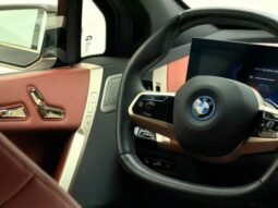 
										BMW iX ELÉTRICO M60 cheio									