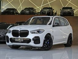 
										BMW X5 3.0 I6 TURBO HÍBRIDO XDRIVE45E M SPORT AUTOMÁTICO cheio									