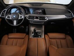 
										BMW X5 3.0 I6 TURBO HÍBRIDO XDRIVE45E M SPORT AUTOMÁTICO cheio									