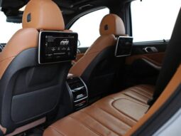 
										BMW X5 3.0 I6 TURBO HÍBRIDO XDRIVE45E M SPORT AUTOMÁTICO cheio									