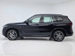 
										BMW X5 3.0 I6 TURBO HÍBRIDO XDRIVE50E M SPORT AUTOMÁTICO cheio									