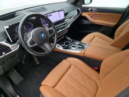 
										BMW X5 3.0 I6 TURBO HÍBRIDO XDRIVE50E M SPORT AUTOMÁTICO cheio									