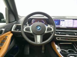 
										BMW X5 3.0 I6 TURBO HÍBRIDO XDRIVE50E M SPORT AUTOMÁTICO cheio									