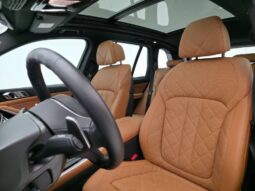 
										BMW X5 3.0 I6 TURBO HÍBRIDO XDRIVE50E M SPORT AUTOMÁTICO cheio									