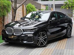 
										BMW X6 3.0 TWINPOWER GASOLINA XDRIVE40I M SPORT AUTOMÁTICO cheio									