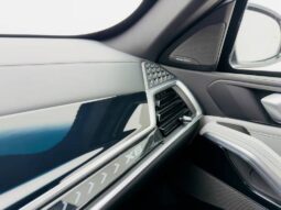 
										BMW X6 3.0 TWINPOWER GASOLINA XDRIVE40I M SPORT AUTOMÁTICO cheio									