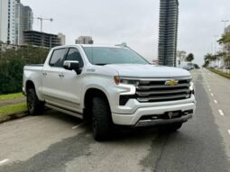 CHEVROLET SILVERADO 5.3 V8 GASOLINA 1500 HIGH COUNTRY 4X4 AUTOMÁTICO