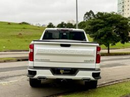 
										CHEVROLET SILVERADO 5.3 V8 GASOLINA 1500 HIGH COUNTRY 4X4 AUTOMÁTICO cheio									