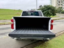 
										CHEVROLET SILVERADO 5.3 V8 GASOLINA 1500 HIGH COUNTRY 4X4 AUTOMÁTICO cheio									