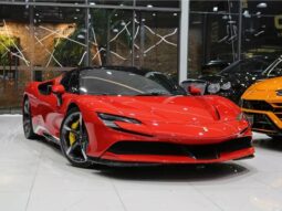 FERRARI SF90 4.0 V8 TURBO PHEV STRADALE F1-DCT