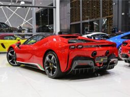 
										FERRARI SF90 4.0 V8 TURBO PHEV STRADALE F1-DCT cheio									