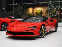 
										FERRARI SF90 4.0 V8 TURBO PHEV STRADALE F1-DCT cheio									